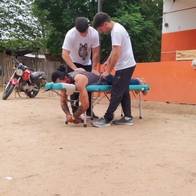 Diego y Keevin ajustando